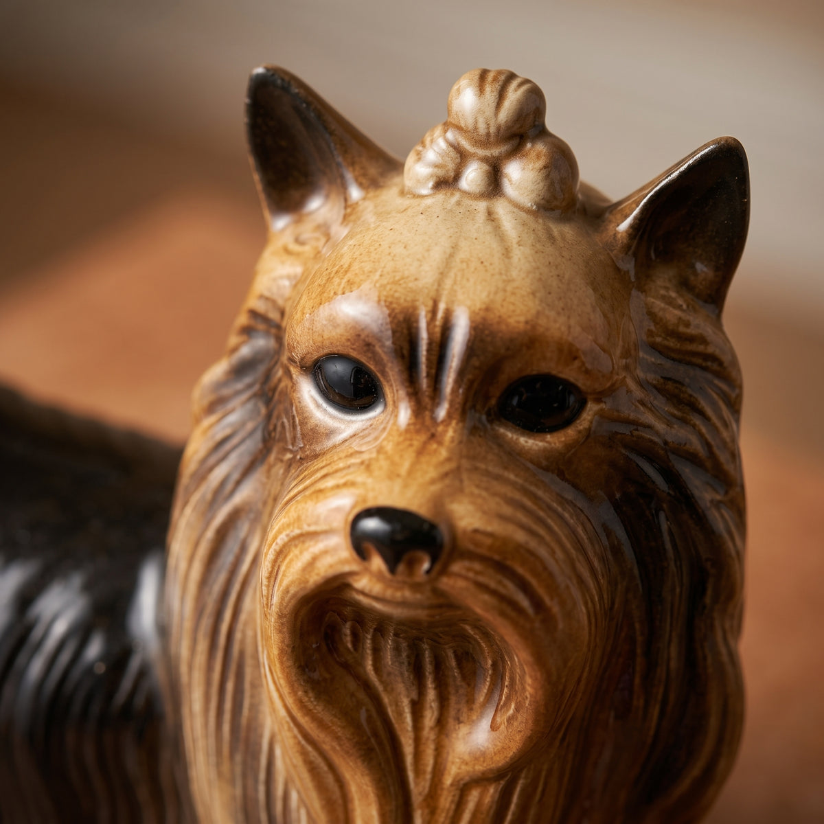 Handcrafted Vintage Ceramic Yorkshire Terrier Figurine – High-Gloss Glazed Porcelain Yorkie Statue for Luxury Home Decor & Pet Lovers